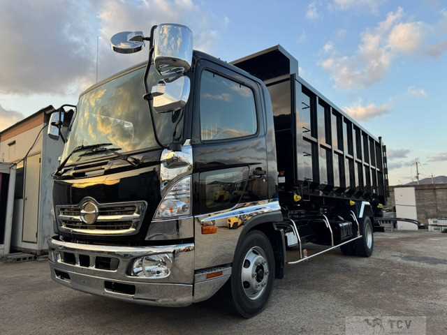 2016 Hino Hino Others