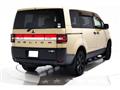 2010 Mitsubishi Delica D5