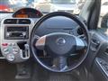 2010 Nissan Otti