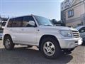 2001 Mitsubishi Pajero iO