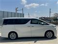2015 Toyota Vellfire