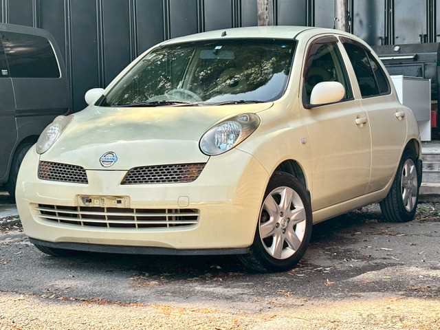 2004 Nissan March