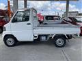 2004 Mitsubishi Minicab Truck