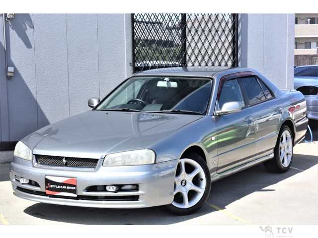 2000 Nissan Skyline