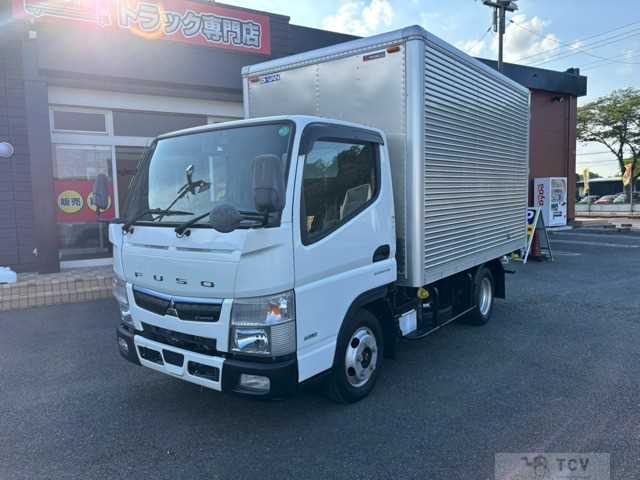 2020 Mitsubishi Canter