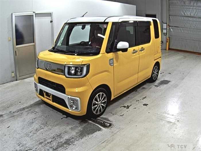 2016 Daihatsu WAKE