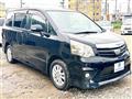 2010 Toyota Noah