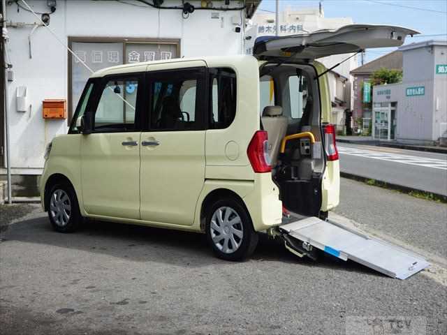 2014 Daihatsu Tanto
