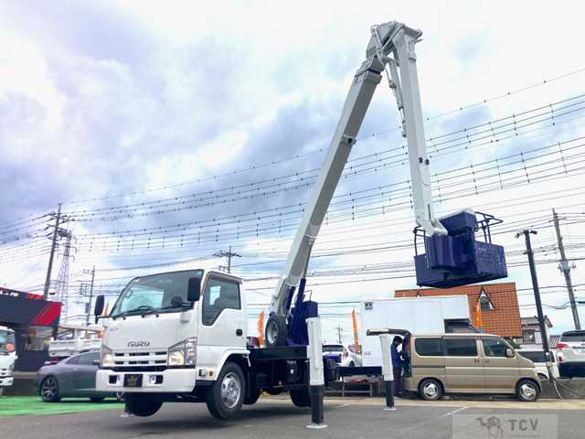 2013 Isuzu Isuzu Others