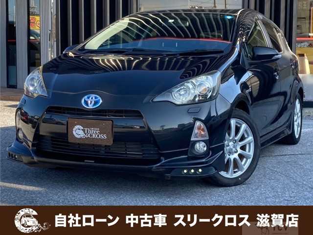 2013 Toyota AQUA