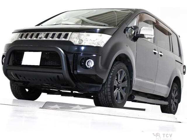 2008 Mitsubishi Delica D5