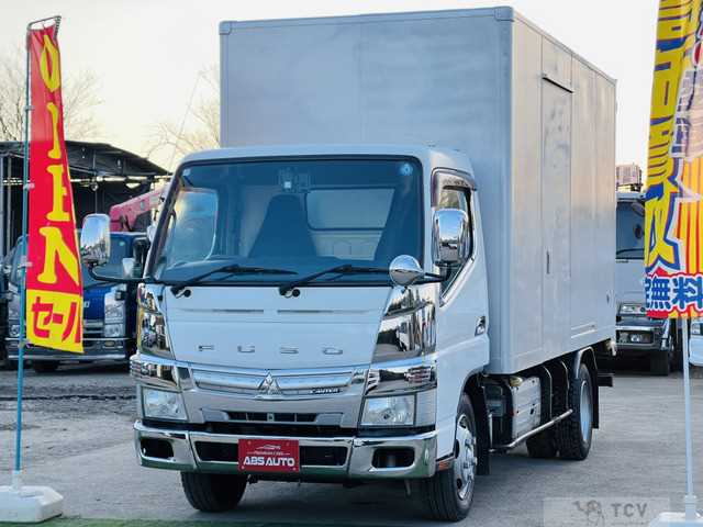 2012 Mitsubishi Canter