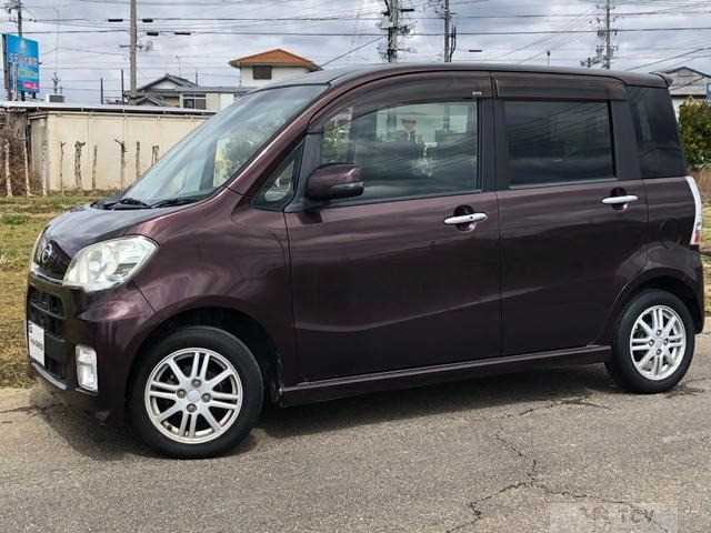 2010 Daihatsu Tant Exe