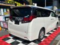 2015 Toyota Alphard G