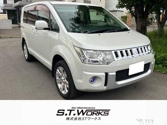 2007 Mitsubishi Delica D5