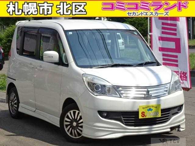 2011 Mitsubishi Delica