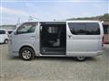 2009 Toyota Regiusace Van