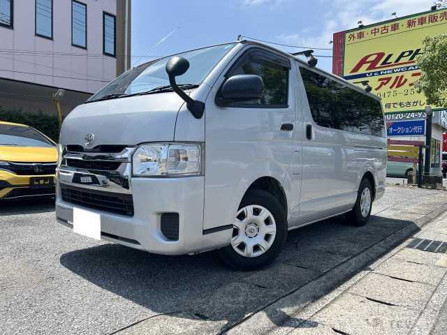 2015 Toyota Hiace Van