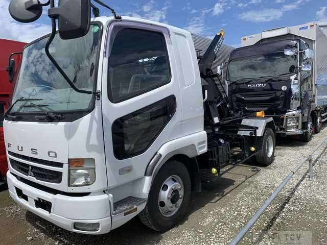 2007 Mitsubishi Fighter