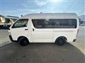 2009 Toyota Hiace Van