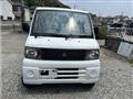 2003 Mitsubishi Minicab Truck