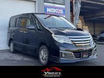 2015 Nissan Serena