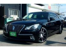 2013 Toyota Crown