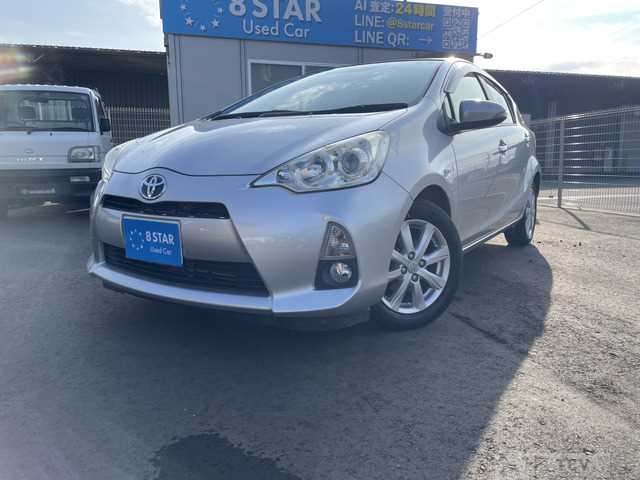 2013 Toyota AQUA