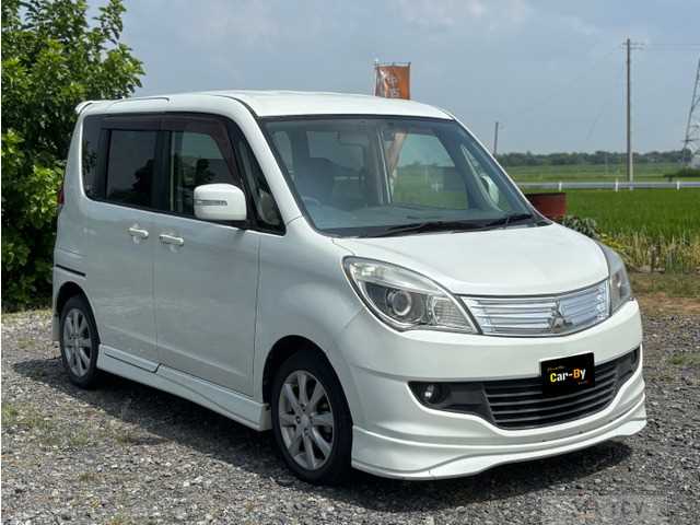 2012 Mitsubishi Delica