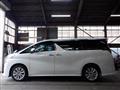 2015 Toyota Vellfire