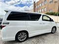 2011 Toyota Vellfire