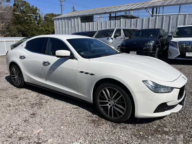 2016 Maserati Ghibli