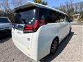 2015 Toyota Alphard G