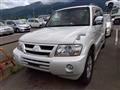 2005 Mitsubishi Pajero