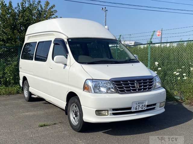 2004 Toyota Grand Hiace
