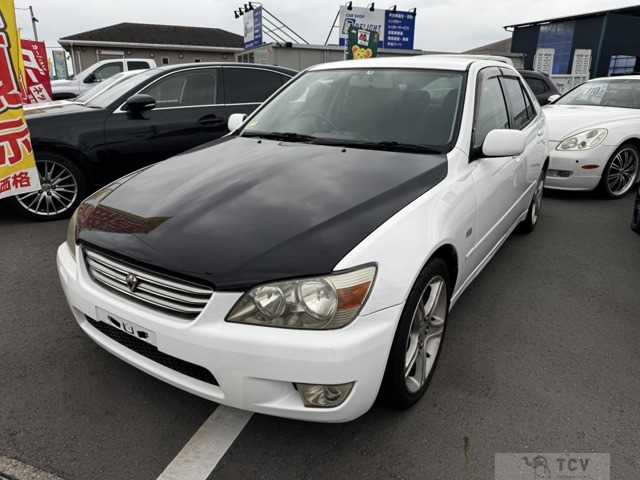 2001 Toyota Altezza