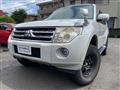 2011 Mitsubishi Pajero