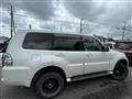 2011 Mitsubishi Pajero
