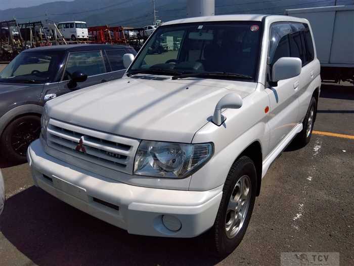 2000 Mitsubishi Pajero iO