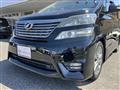 2010 Toyota Vellfire