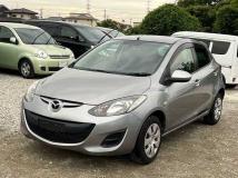 2013 Mazda Demio