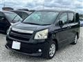 2010 Toyota Noah