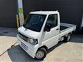 2009 Mitsubishi Minicab Truck