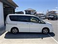 2016 Nissan Serena