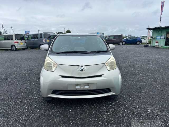2010 Toyota IQ