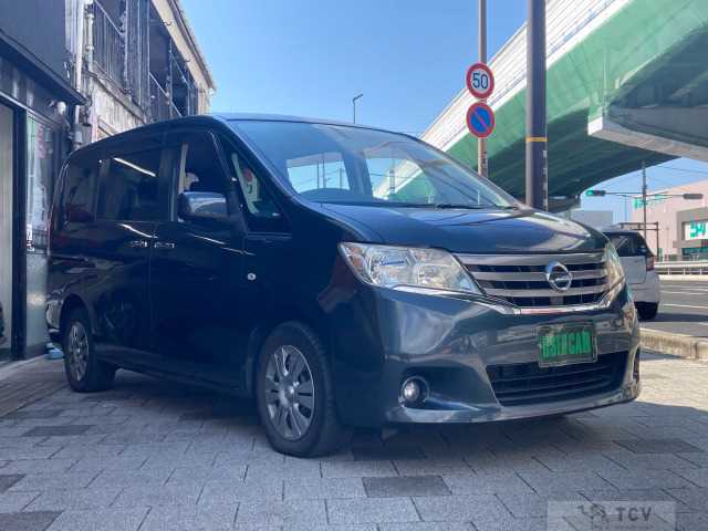 2011 Nissan Serena