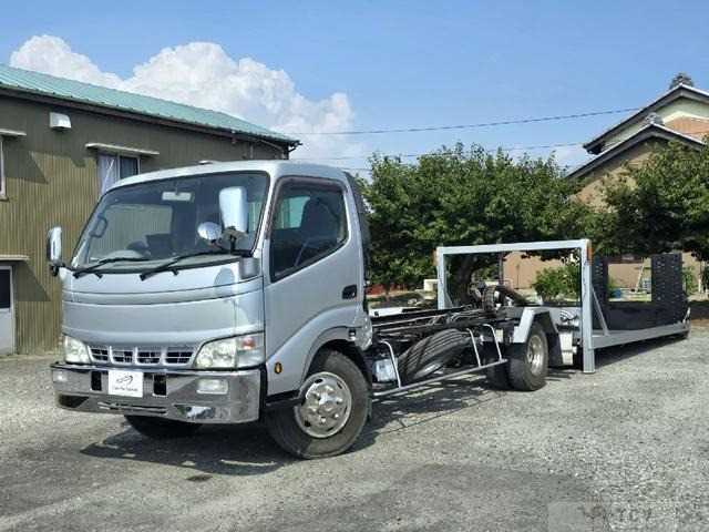 2005 Toyota Dyna Truck