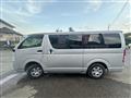 2005 Toyota Hiace Van