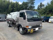 2003 Nissan Condor