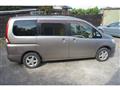 2006 Nissan Serena